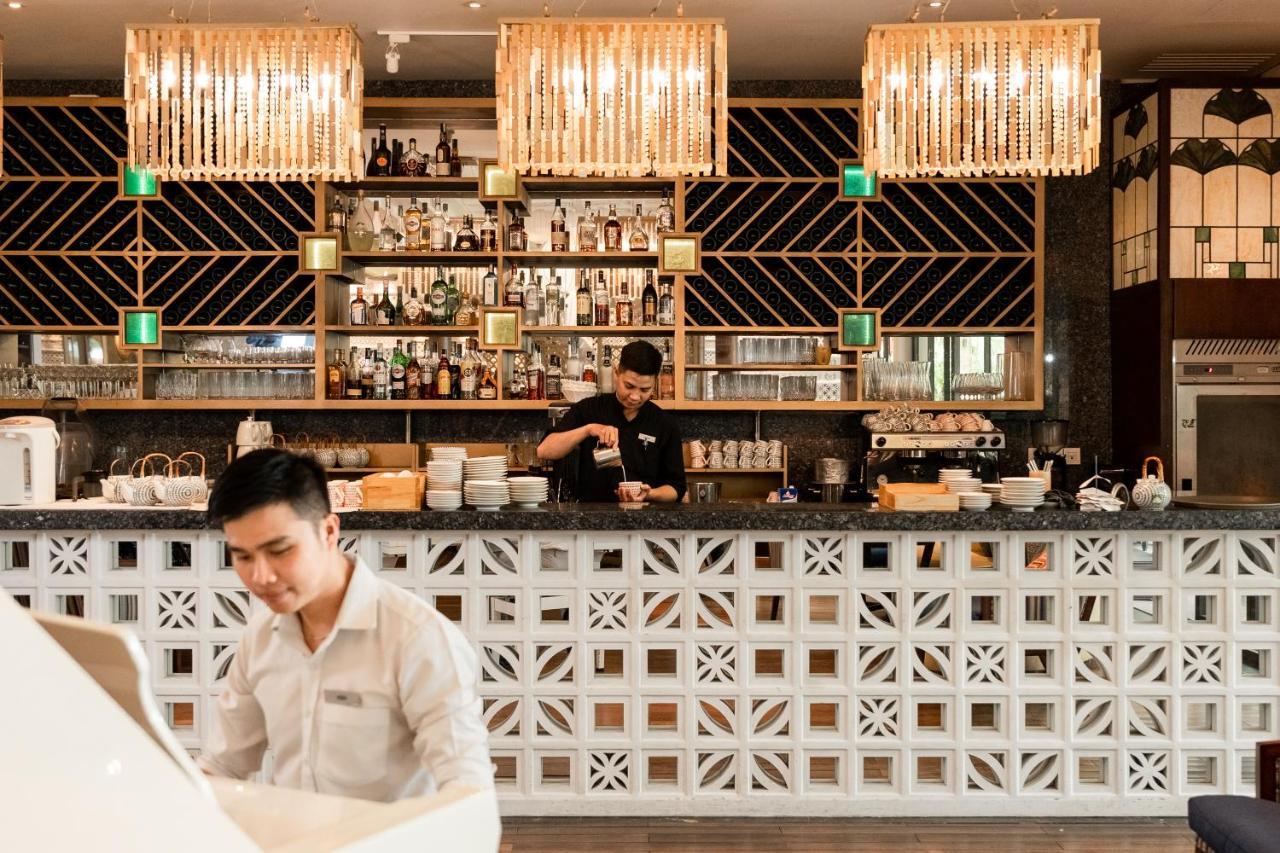 Salinda Resort Phu Quoc - Sparkling Wine Breakfast Екстериор снимка The bar at the restaurant